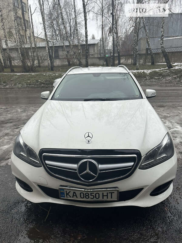 Универсал Mercedes-Benz E-Class 2015 в Киеве