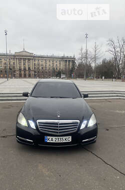 Седан Mercedes-Benz E-Class 2013 в Николаеве