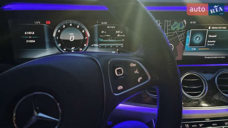 Седан Mercedes-Benz E-Class 2016 в Львове
