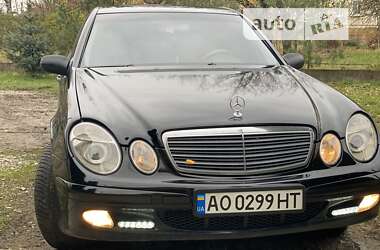 Седан Mercedes-Benz E-Class 2003 в Виноградові