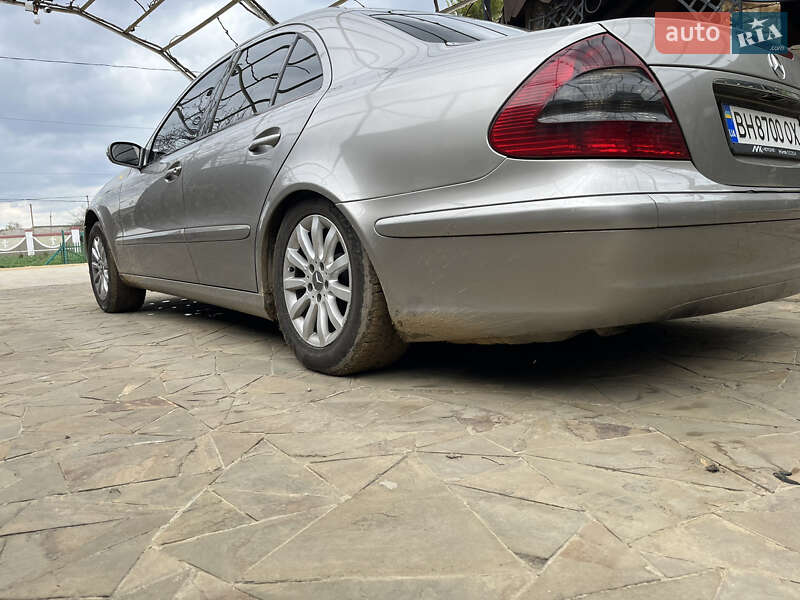 Седан Mercedes-Benz E-Class 2002 в Одессе