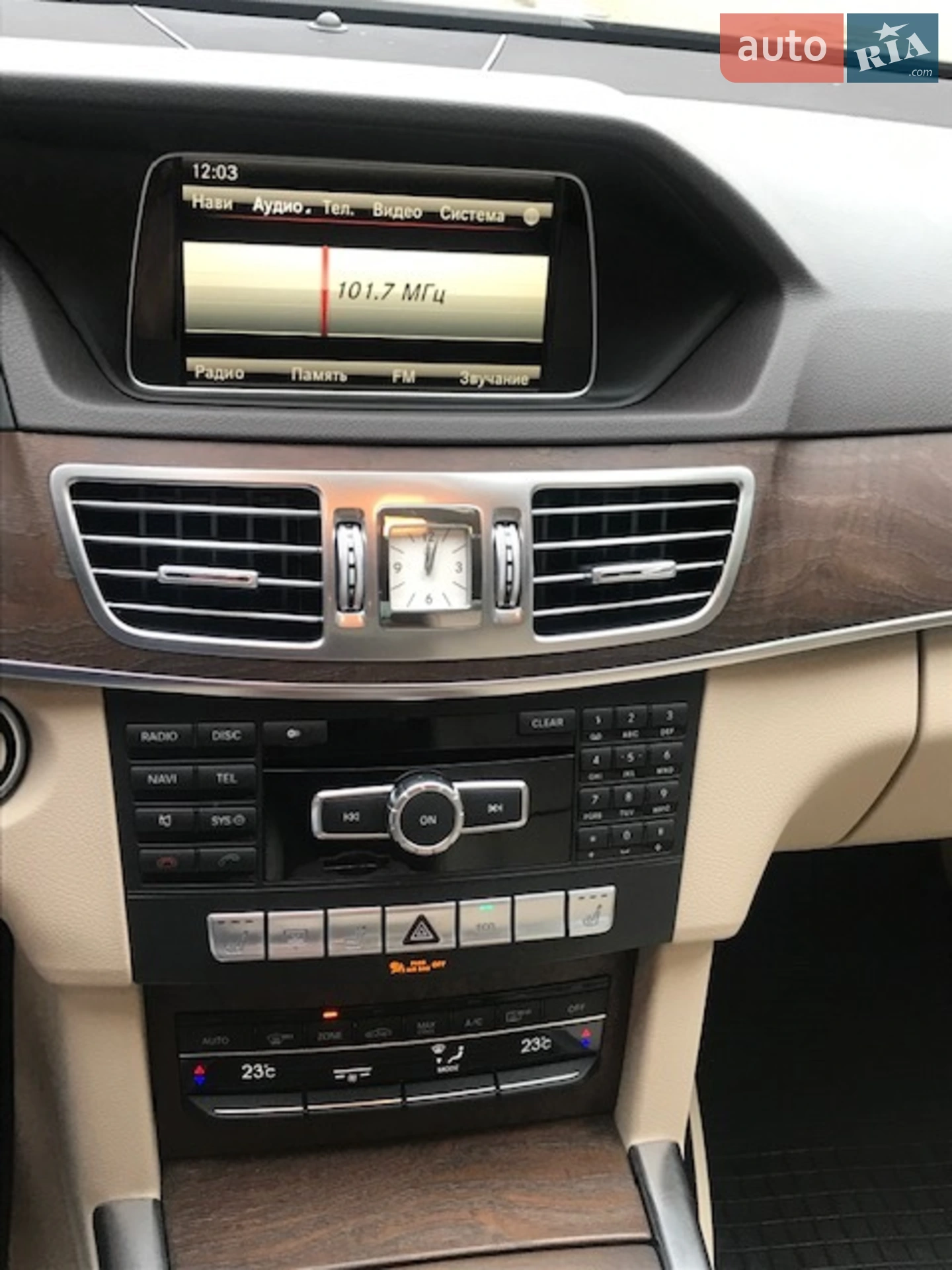 2013 Mercedes-Benz E-klasse - мініатюра 14