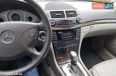 Седан Mercedes-Benz E-Class 2006 в 