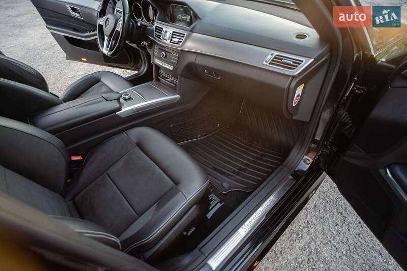 Універсал Mercedes-Benz E-Class 2016 в Волочиську