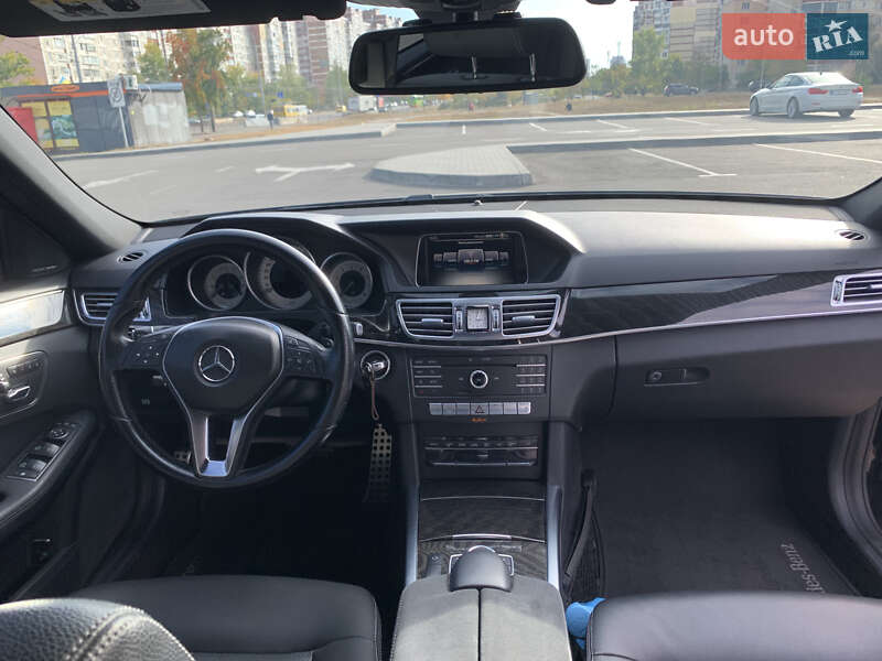 Седан Mercedes-Benz E-Class 2015 в Києві