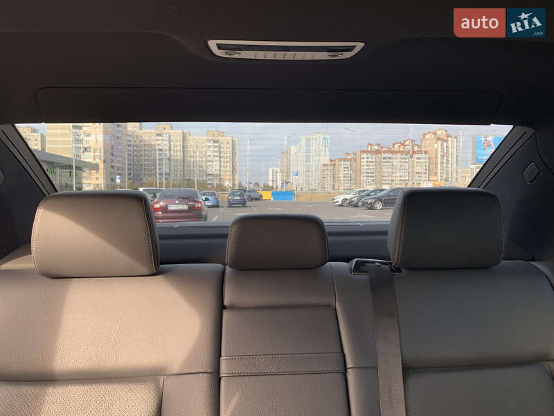 Седан Mercedes-Benz E-Class 2015 в Києві