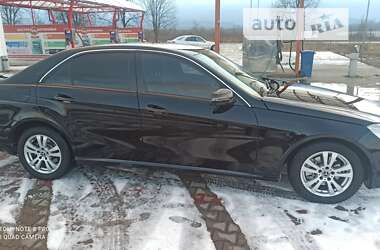 Седан Mercedes-Benz E-Class 2012 в Тячеве