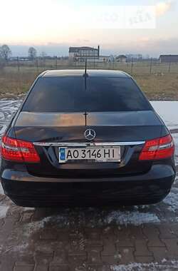 Седан Mercedes-Benz E-Class 2012 в Тячеві