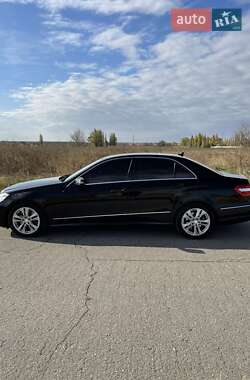 Седан Mercedes-Benz E-Class 2012 в 