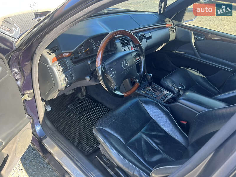 Седан Mercedes-Benz E-Class 1995 в Владимирце
