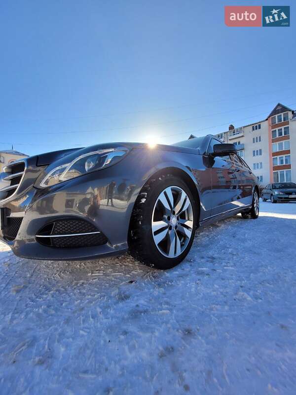 Універсал Mercedes-Benz E-Class 2016 в Долині фото 20 Універсал Mercedes-Benz E-Class 2016 в Долині
