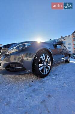 Универсал Mercedes-Benz E-Class 2016 в 