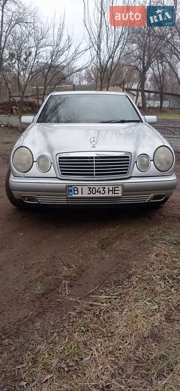 Седан Mercedes-Benz E-Class 1997 в Полтаві
