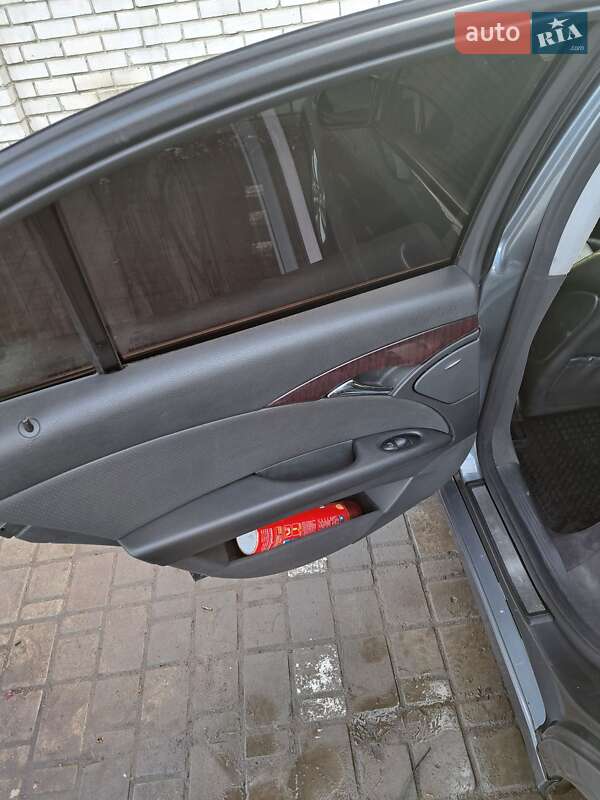 Седан Mercedes-Benz E-Class 2006 в Вольногорске
