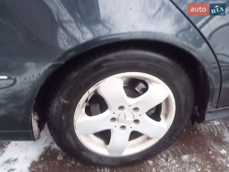 Универсал Mercedes-Benz E-Class 2004 в Лугинах