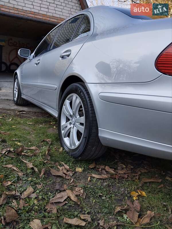 Седан Mercedes-Benz E-Class 2006 в Києві