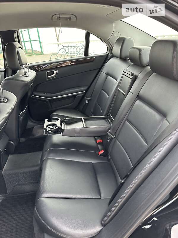 Седан Mercedes-Benz E-Class 2012 в Одесі