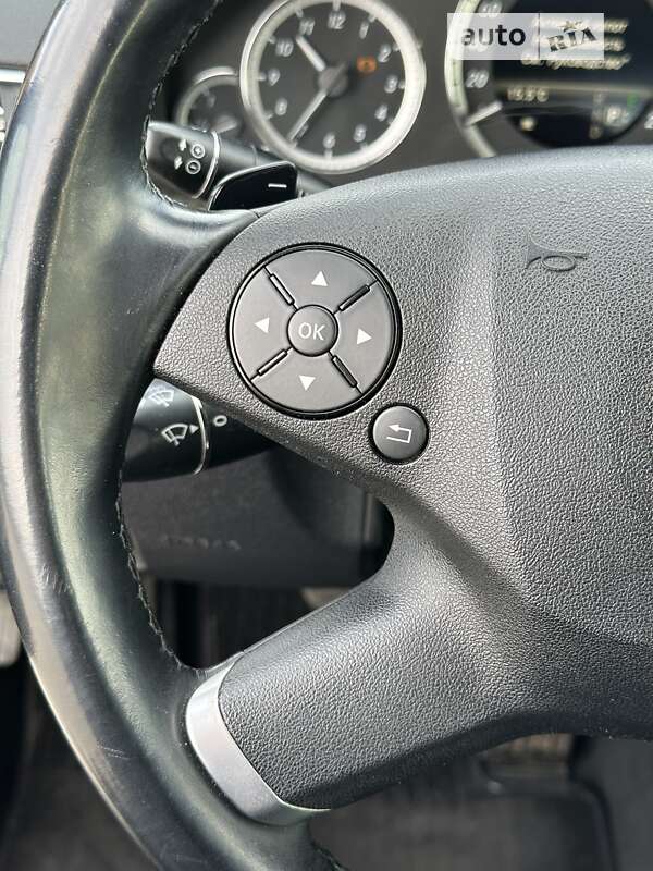 Седан Mercedes-Benz E-Class 2012 в Одесі