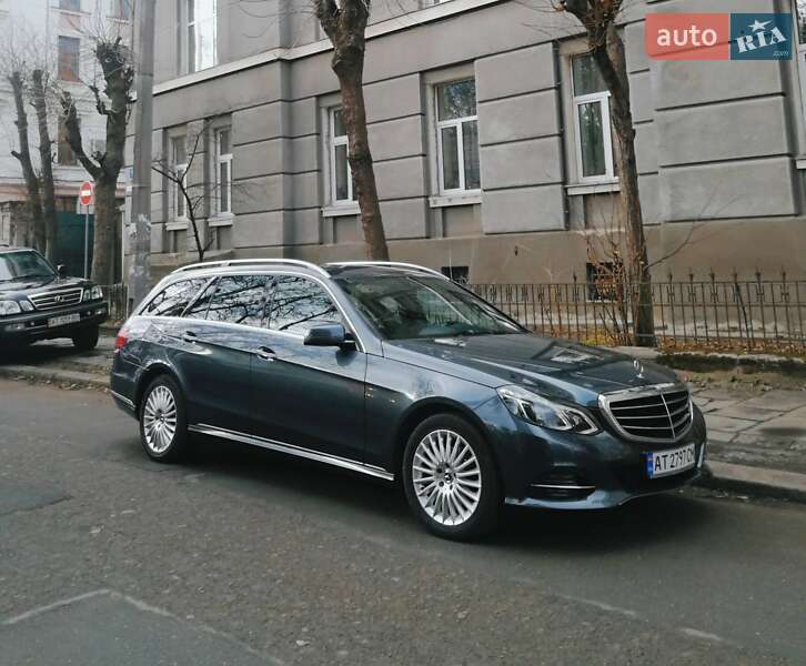 Универсал Mercedes-Benz E-Class 2013 в Ивано-Франковске