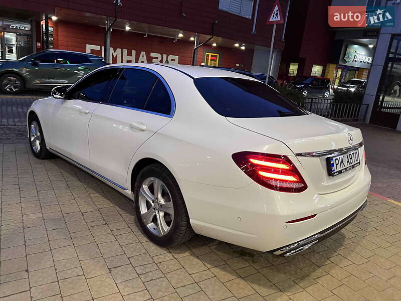 Седан Mercedes-Benz E-Class 2016 в Львове фото 8 Седан Mercedes-Benz E-Class 2016 в Львове
