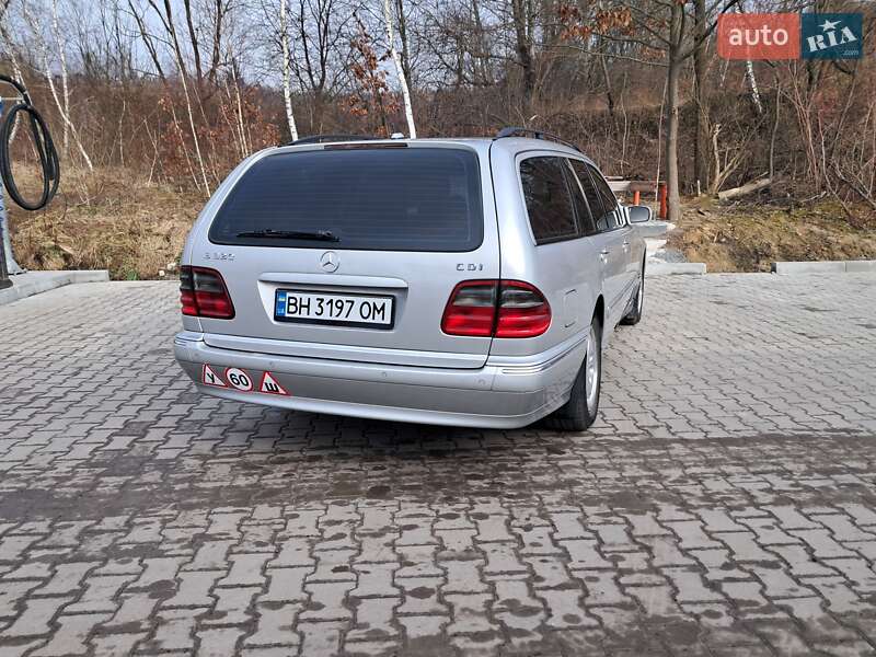 Универсал Mercedes-Benz E-Class 2002 в Львове