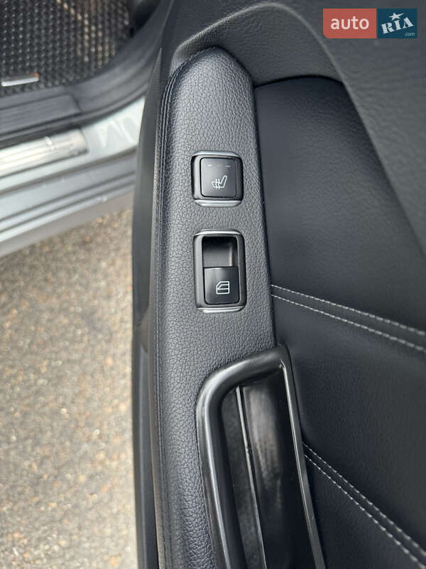 Седан Mercedes-Benz E-Class 2013 в Киеве