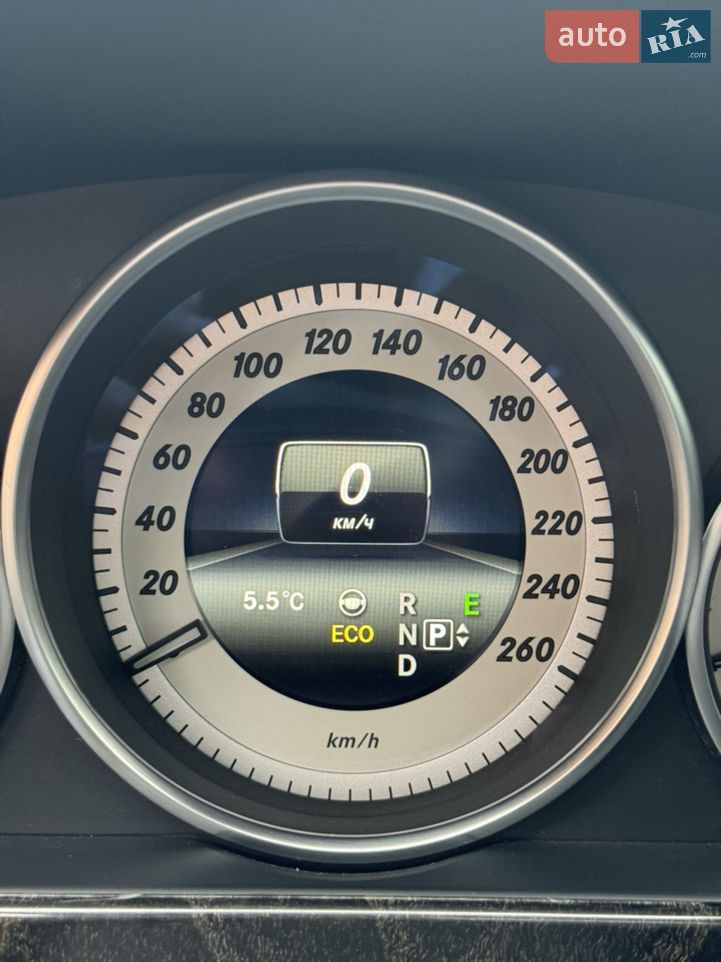 2013 Mercedes-Benz E-klasse - мініатюра 25