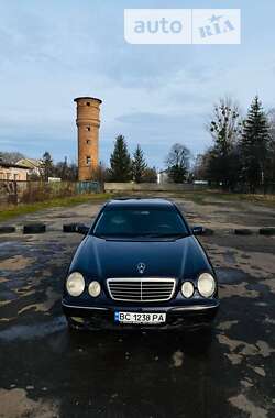 Седан Mercedes-Benz E-Class 1999 в Золочеві