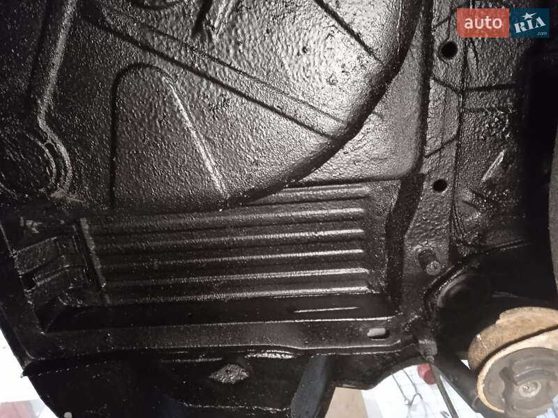 Седан Mercedes-Benz E-Class 2001 в Одессе