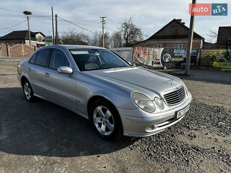 Mercedes-Benz E-Class 2003