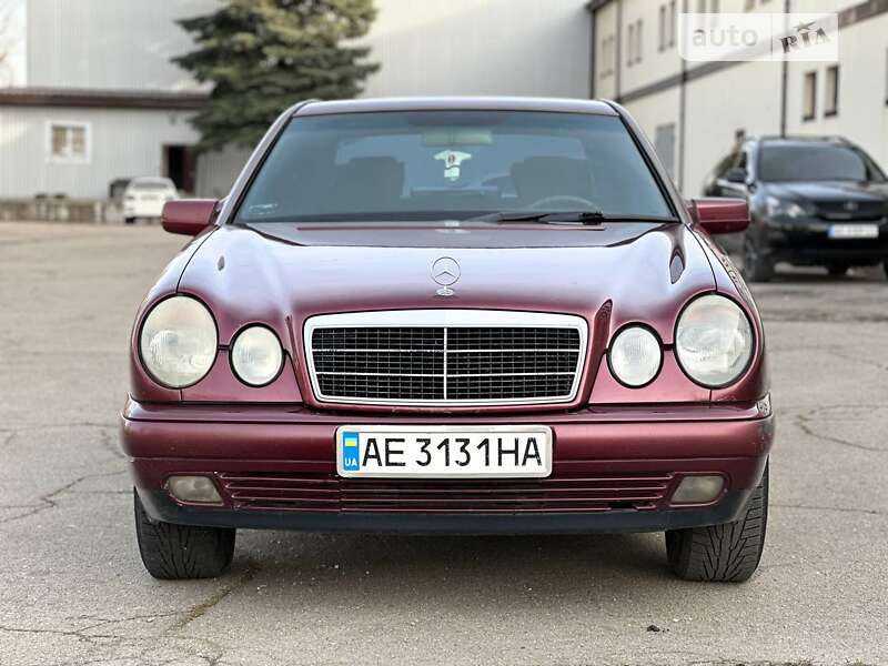 Седан Mercedes-Benz E-Class 1997 в Кам'янському