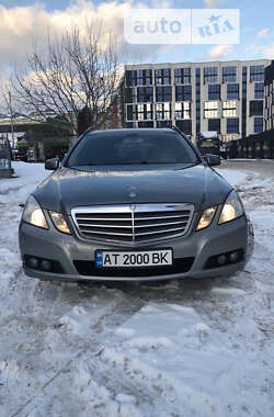 Универсал Mercedes-Benz E-Class 2011 в Ивано-Франковске