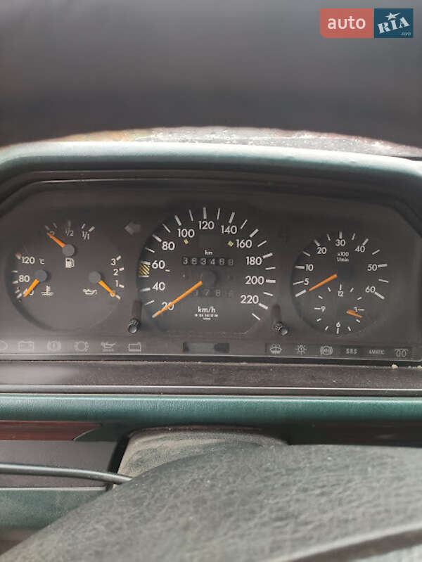Седан Mercedes-Benz E-Class 1995 в Києві