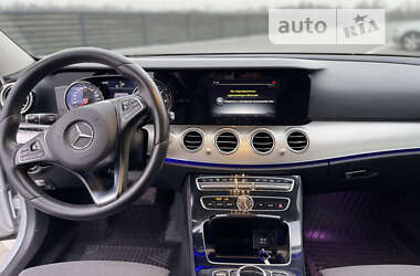Универсал Mercedes-Benz E-Class 2017 в 