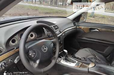 Седан Mercedes-Benz E-Class 2002 в Николаеве