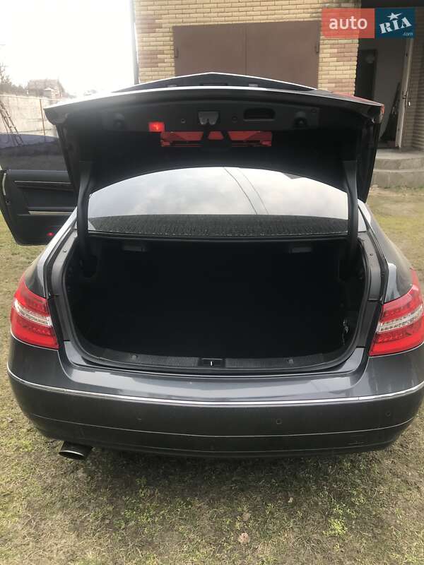 Купе Mercedes-Benz E-Class 2010 в Днепре фото 10 Купе Mercedes-Benz E-Class 2010 в Днепре