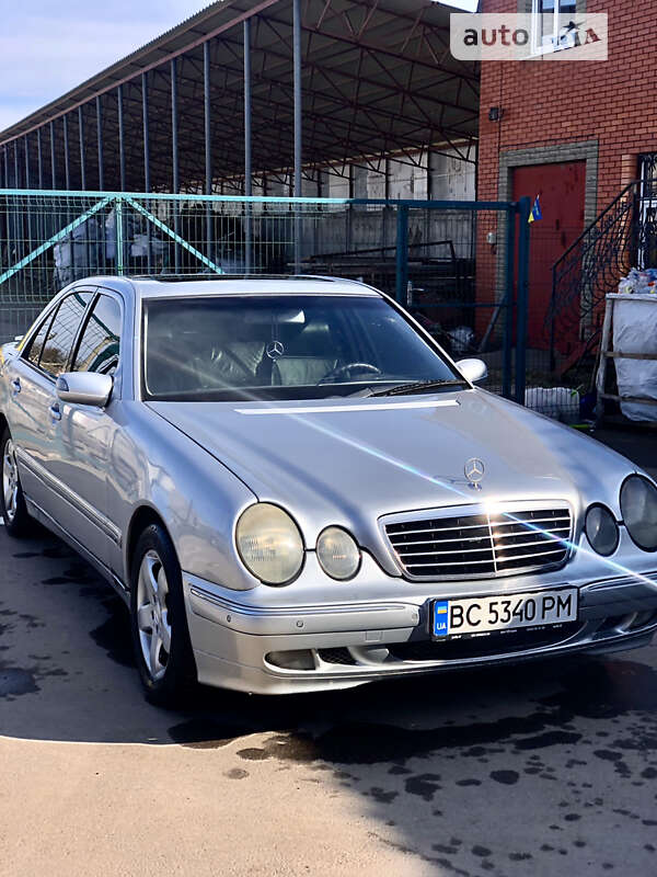 Седан Mercedes-Benz E-Class 1999 в Виннице