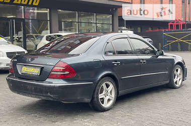 Седан Mercedes-Benz E-Class 2003 в Чернівцях