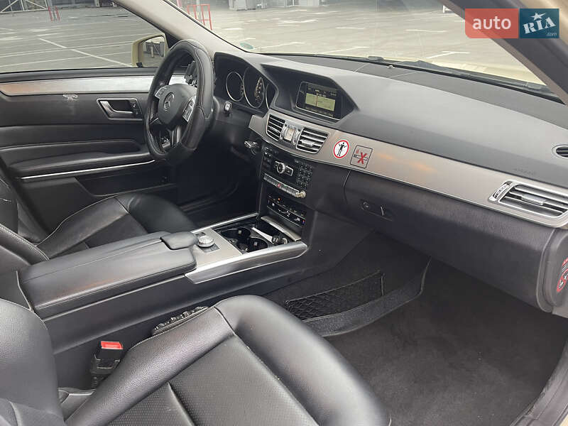 Седан Mercedes-Benz E-Class 2014 в Києві
