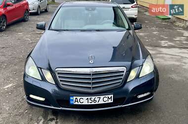 Седан Mercedes-Benz E-Class 2011 в Луцьку