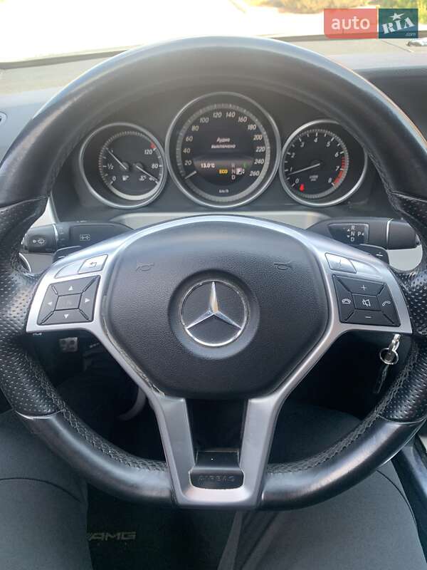 Седан Mercedes-Benz E-Class 2013 в Кропивницькому