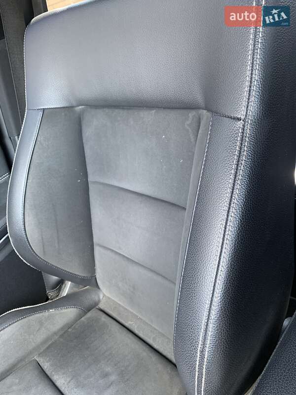 Седан Mercedes-Benz E-Class 2013 в Кропивницькому