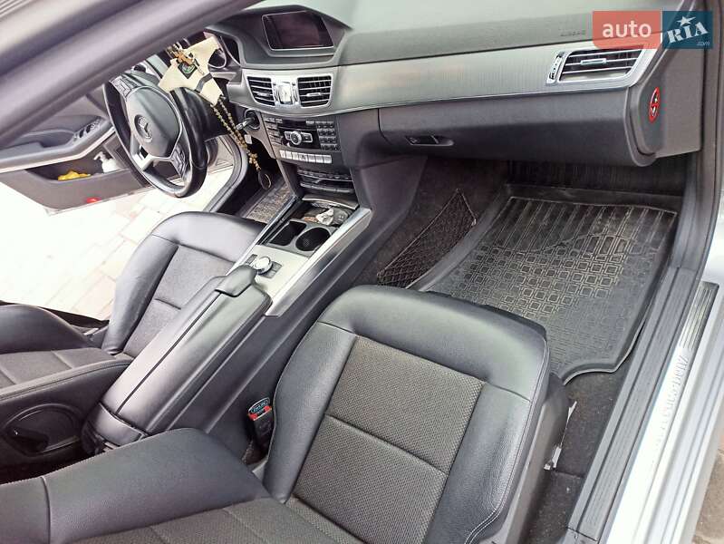 Седан Mercedes-Benz E-Class 2013 в Запорожье
