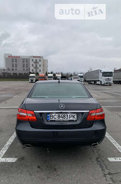 Седан Mercedes-Benz E-Class 2010 в Львове