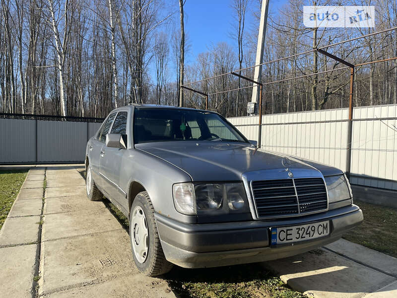 Модельный ряд Mercedes E-Class W124