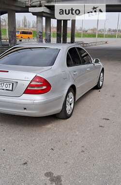 Седан Mercedes-Benz E-Class 2003 в Одессе