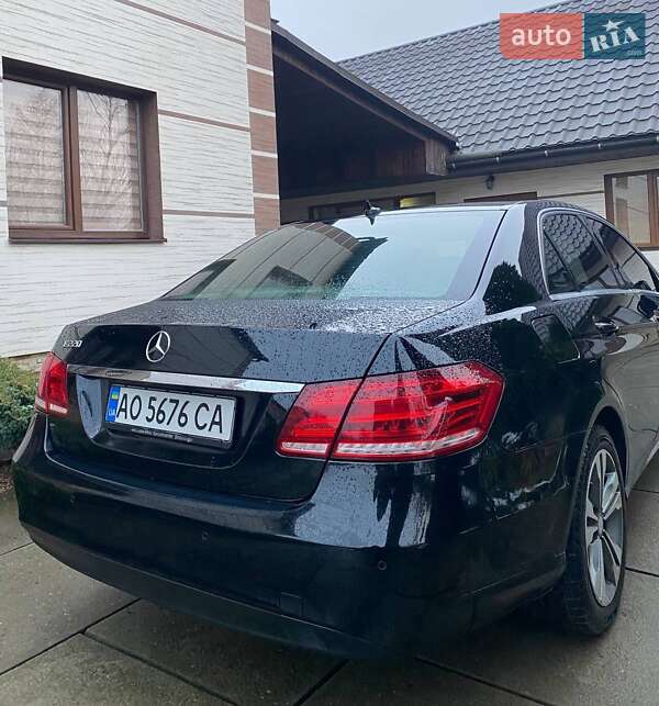 Седан Mercedes-Benz E-Class 2013 в Хусті