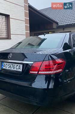 Седан Mercedes-Benz E-Class 2013 в 