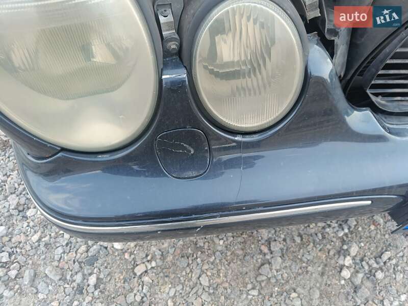Седан Mercedes-Benz E-Class 2001 в Кривом Роге