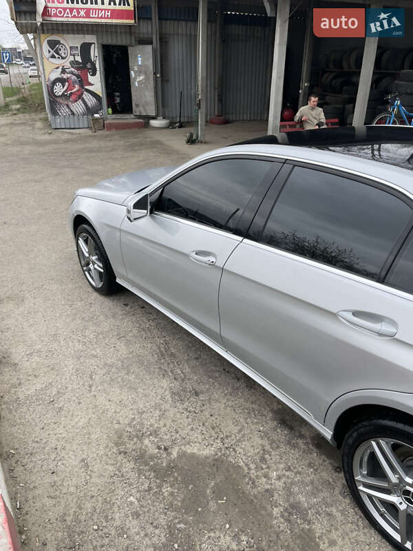 Седан Mercedes-Benz E-Class 2013 в Тячеве